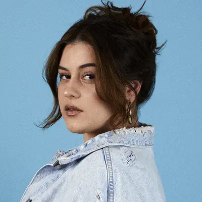 Listen to Arnela Graf, watch music videos, read bio, see tour dates & more!