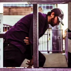 Cxnscious Now सुनें, म्यूज़िक वीडियो देखें, बायो पढ़ें, दौरे की तारीखें और बहुत कुछ देखें!