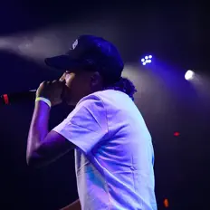 Ouça Jay Triiiple, assista a videoclipes, leia a biografia, veja as datas das turnês e mais!