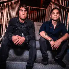 Ακούστε περιεχόμενο από Calamity and Joy, παρακολουθήστε μουσικά βίντεο, διαβάστε το βιογραφικό, δείτε ημερομηνίες περιοδείας, και πολλά ακόμη!