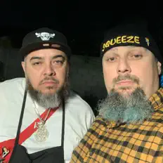 聆聽 MaddLove、觀看音樂影片、閱讀小傳、查看巡演日期等！