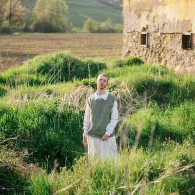 Ouve localgingerboy, vê vídeos de música, lê a biografia, vê as datas da digressão e muito mais!