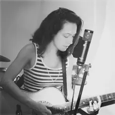 Ascolta Tori Nance, guarda video musicali, leggi la biografia, vedi le date del tour & altro!