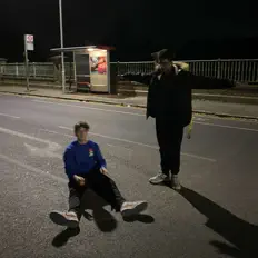 Ascolta Quelllo, guarda video musicali, leggi la biografia, vedi le date del tour & altro!