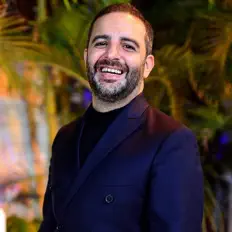משה לוק을(를) 듣고, 뮤직 비디오를 보고, 약력을 읽고, 투어 일정 등을 확인하세요!
