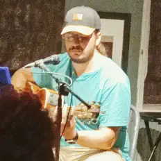 Dengarkan J.V. Ferreira, tonton video musik, baca bio, lihat tanggal tur & lainnya!