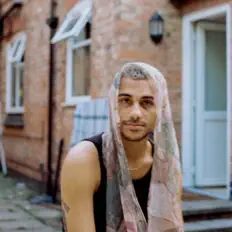 Ascolta macs, guarda video musicali, leggi la biografia, vedi le date del tour & altro!