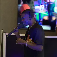 Escucha a Jupe 90s baby, mira videos musicales, lee su biografía, consulta las fechas de las gira y más.