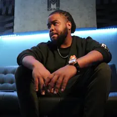 Kellybangazを聴いたり、ミュージックビデオを鑑賞したり、経歴やツアー日程などを確認したりしましょう！