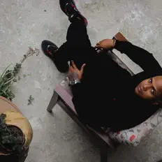 Pedro Saci सुनें, म्यूज़िक वीडियो देखें, बायो पढ़ें, दौरे की तारीखें और बहुत कुछ देखें!