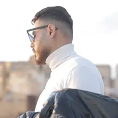 Ouça mahmoud hagras - محمود هجرس, assista a videoclipes, leia a biografia, veja as datas das turnês e mais!