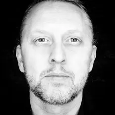 Poslechněte si interpreta The Dave Foster Band, sledujte hudební videa, přečtěte si životopis, podívejte se na data turné a další informace.
