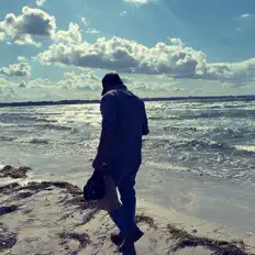 Ακούστε περιεχόμενο από The Apalachicola Sound, παρακολουθήστε μουσικά βίντεο, διαβάστε το βιογραφικό, δείτε ημερομηνίες περιοδείας, και πολλά ακόμη!