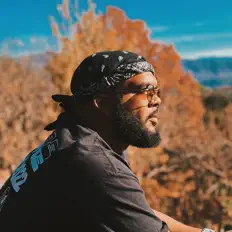 Listen to Twan, watch music videos, read bio, see tour dates & more!