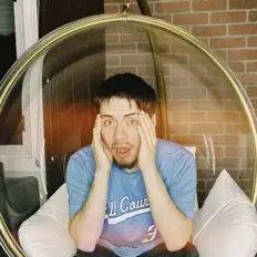 Poslechněte si interpreta AMADOKING, sledujte hudební videa, přečtěte si životopis, podívejte se na data turné a další informace.