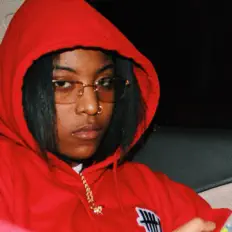 Listen to RaeNadaa, watch music videos, read bio, see tour dates & more!