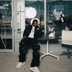 grandavianを聴いたり、ミュージックビデオを鑑賞したり、経歴やツアー日程などを確認したりしましょう！