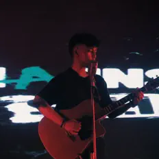 聆聽 Sidheartt、觀看音樂影片、閱讀小傳、查看巡演日期等！