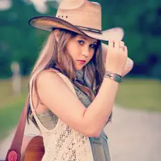 Listen to Khloe Grace, watch music videos, read bio, see tour dates & more!