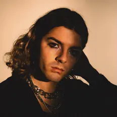 Ouve Ryan Mitchell, vê vídeos de música, lê a biografia, vê as datas da digressão e muito mais!