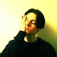 Escucha a ShortStick, mira vídeos musicales, lee la biografía, consulta fechas de giras y mucho más.