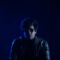 Priyank을(를) 듣고, 뮤직 비디오를 보고, 약력을 읽고, 투어 일정 등을 확인하세요!