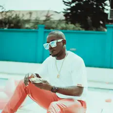 聆聽 Scarface、觀看音樂影片、閱讀小傳、查看巡演日期等！