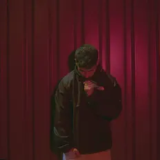 Ouve Rose, vê vídeos de música, lê a biografia, vê as datas da digressão e muito mais!