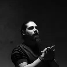 Escucha a Sercan Sonmez, mira videos musicales, lee su biografía, consulta las fechas de las gira y más.