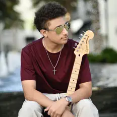 Escucha a Cy Casiano, mira videos musicales, lee su biografía, consulta las fechas de las gira y más.