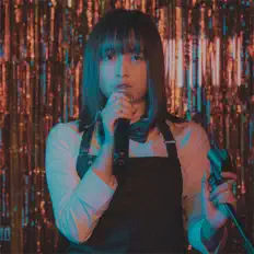 Ouve REI SARAH, vê vídeos de música, lê a biografia, vê as datas da digressão e muito mais!