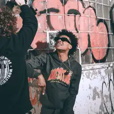收听 BIG JIGG、观看音乐视频、阅读小传、查看巡演日期等 ！