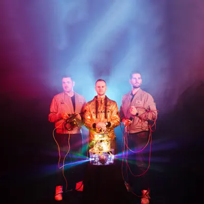 Listen to Kuhl un de Gäng, watch music videos, read bio, see tour dates & more!