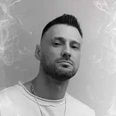 Hör dir Alex LP an, schau dir Musikvideos an, lies die Biografie, finde Tourdaten und mehr!