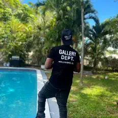 收听 Teflon Rich、观看音乐视频、阅读小传、查看巡演日期等 ！