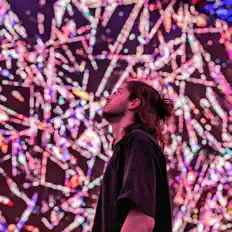 Ouve Innerbloom, vê vídeos de música, lê a biografia, vê as datas da digressão e muito mais!