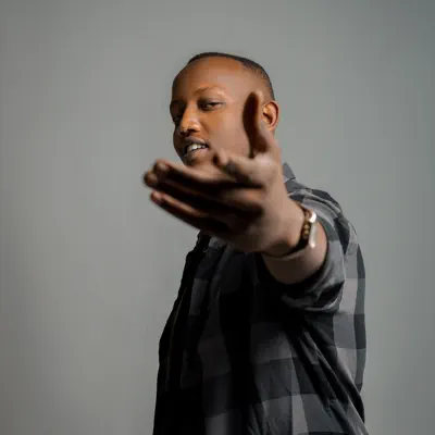 Listen to KIKI TOURE, watch music videos, read bio, see tour dates & more!