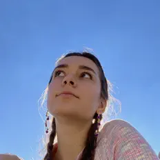 Escucha a Catherine Sherling, mira vídeos musicales, lee la biografía, consulta fechas de giras y mucho más.