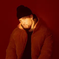 Écoutez Cam Thomas, regardez des vidéoclips, lisez la biographie, consultez les dates de tournée et plus encore !