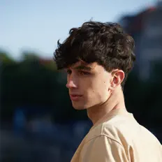 Listen to Gabriele Bagnati, watch music videos, read bio, see tour dates & more!