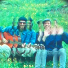 Listen to La Palma, watch music videos, read bio, see tour dates & more!