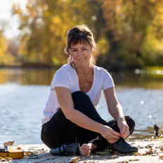 Écoutez Pauline Brown, regardez des vidéoclips, lisez la biographie, consultez les dates de tournée et plus encore !