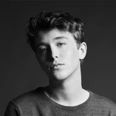 Aidan Whitman Bakerを聴いたり、ミュージックビデオを鑑賞したり、経歴やツアー日程などを確認したりしましょう！