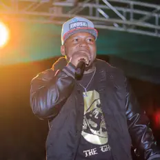 Listen to Metro Cmg, watch music videos, read bio, see tour dates & more!