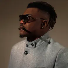 收听 Ogaboss、观看音乐视频、阅读小传、查看巡演日期等 ！