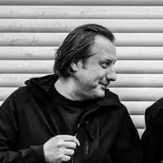 Ascolta Ronald Christoph, guarda video musicali, leggi la biografia, vedi le date del tour & altro!