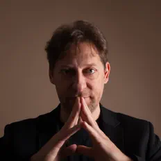 Dengarkan Hannes Burgstaller, tonton video musik, baca bio, lihat tanggal tur & lainnya!