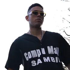 聆聽 Olave、觀看音樂影片、閱讀小傳、查看巡演日期等！
