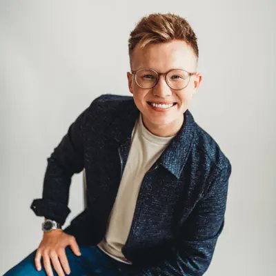 Listen to Logan Smith, watch music videos, read bio, see tour dates & more!