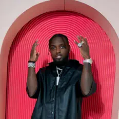 Danny Breezy: песни, клипы, биография, даты выступлений и многое другое.